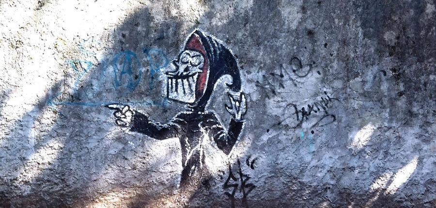 Colón Portal Muros que Hablan Serie de Arte Urbano en el Barrio Colón