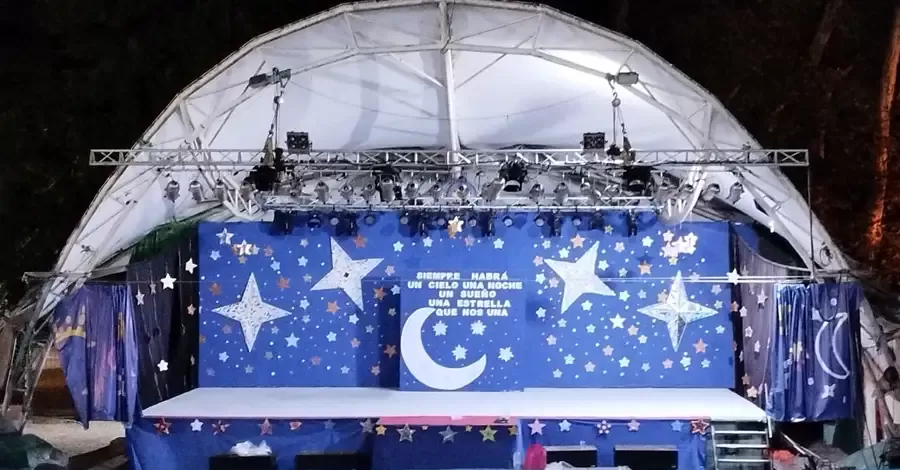 Escenografía 2023 del Teatro de Verano de Colón Monte de la Francesa