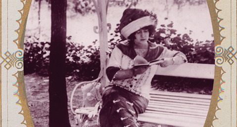 delmina agustina leyendo